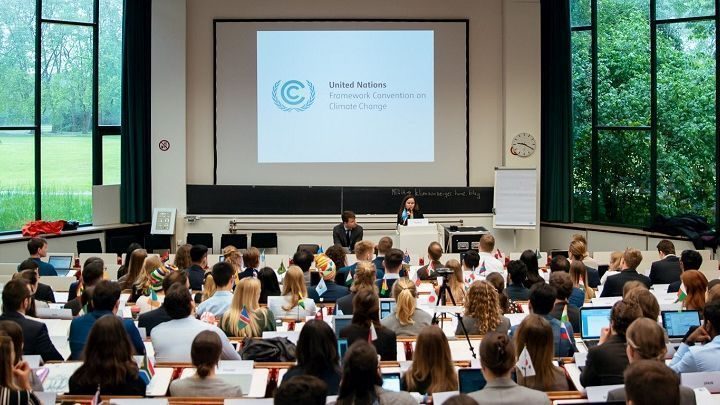 150 students from 9 European universities negotiating on climate protection